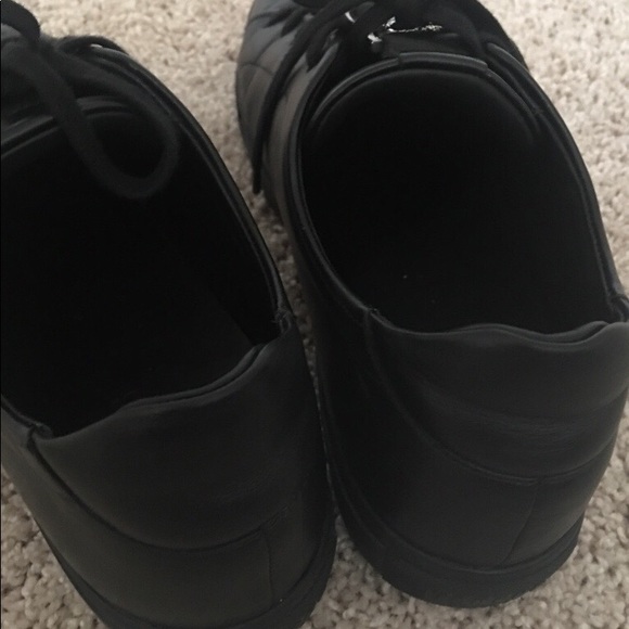 Versace Shoes - Picture 3 of 3